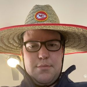 Meet your Posher, Thomas